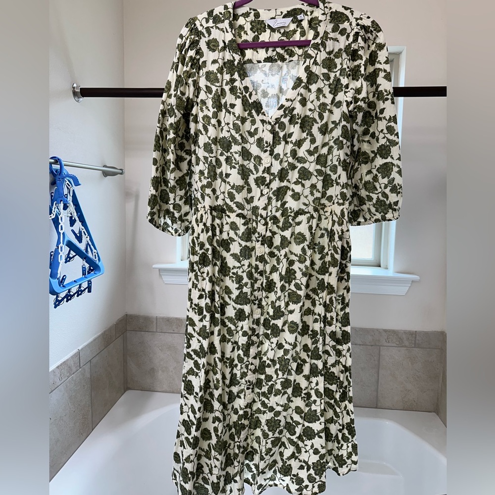 Encore by Idina Menzel Green and White Gauze Desss